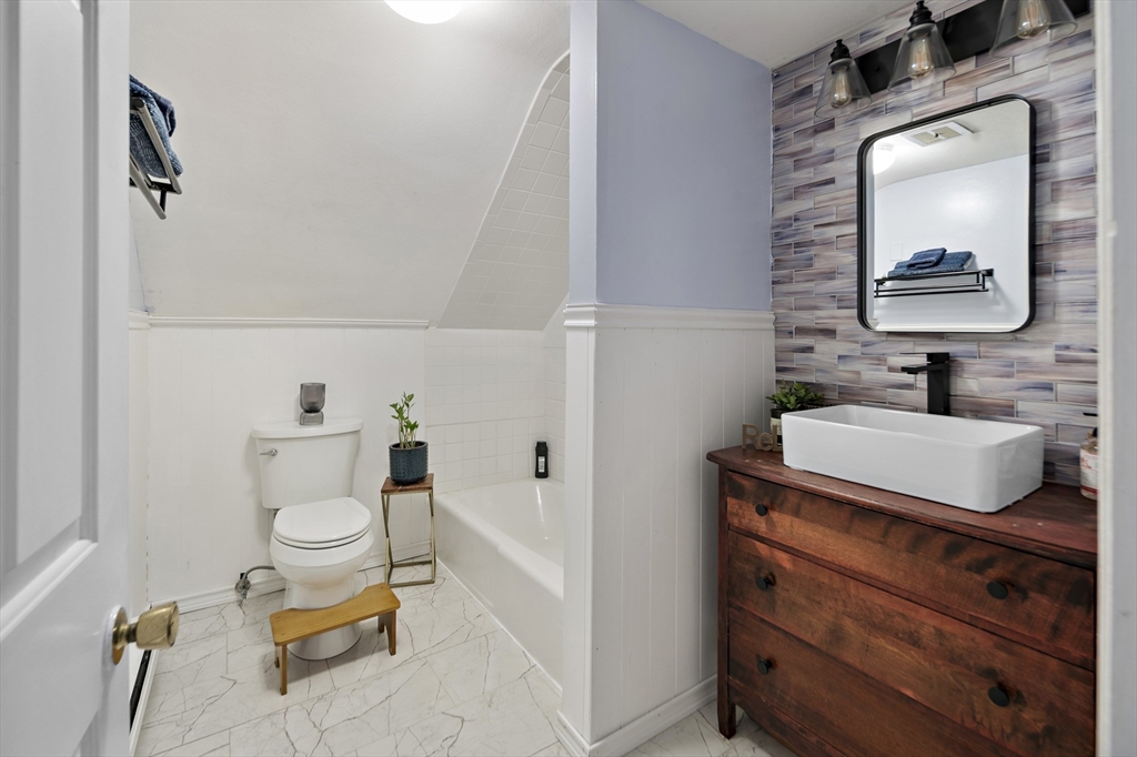 227 Nesmith Unit: E