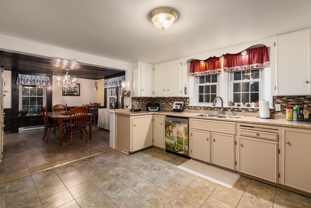 74 Durfee St