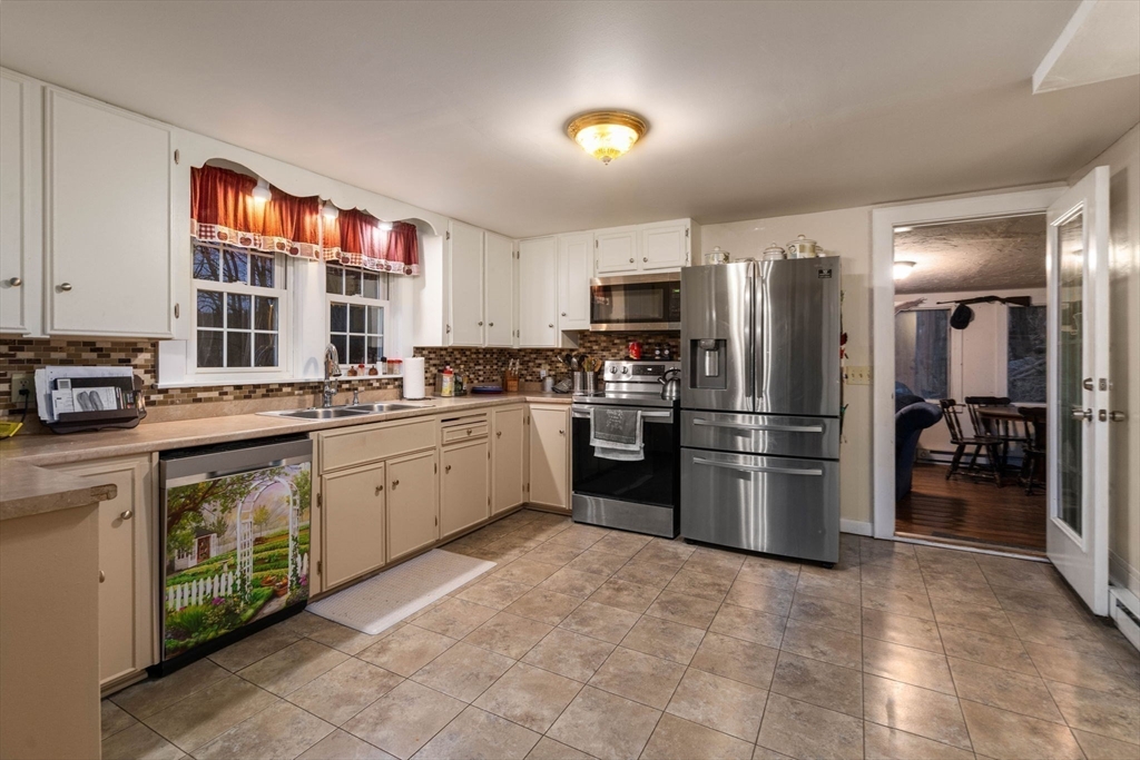 74 Durfee St