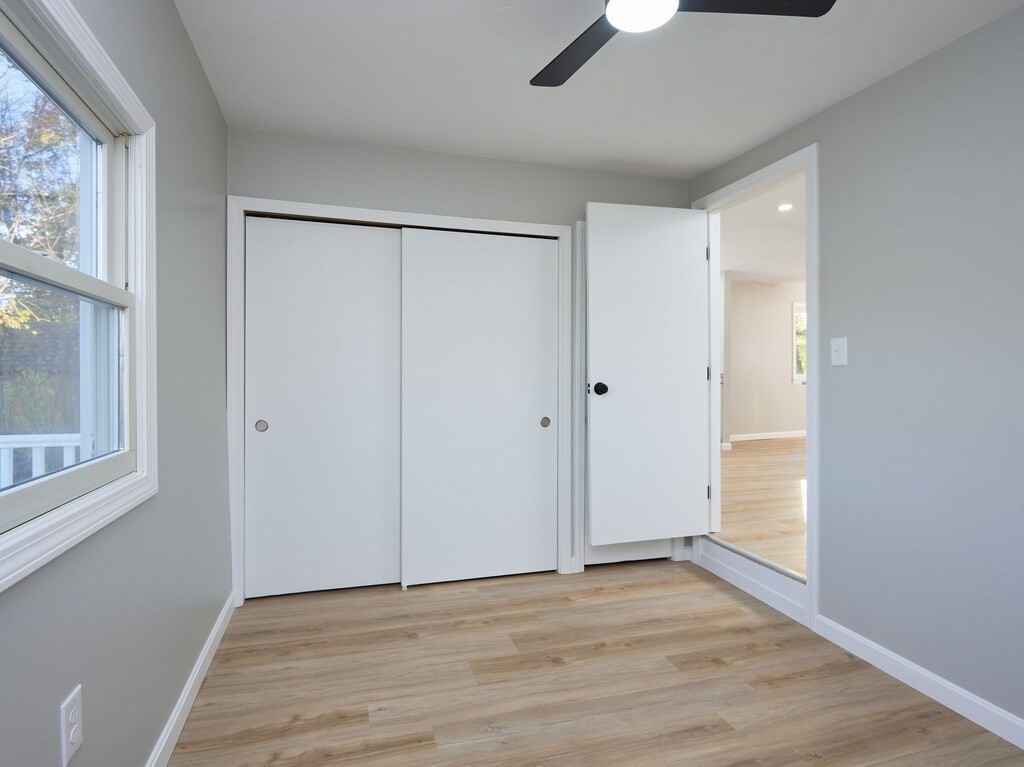 10 Ackerman Rd