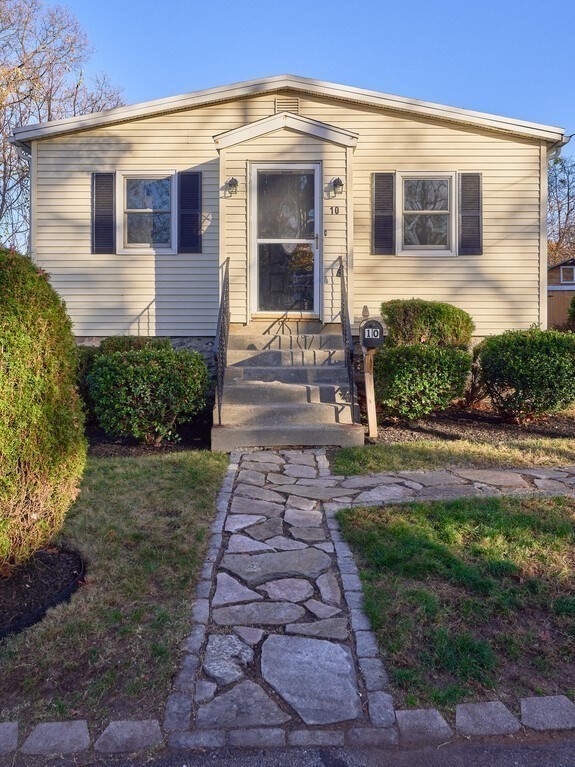 10 Ackerman Rd