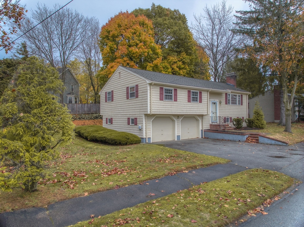 17 Cherry Lane Dr