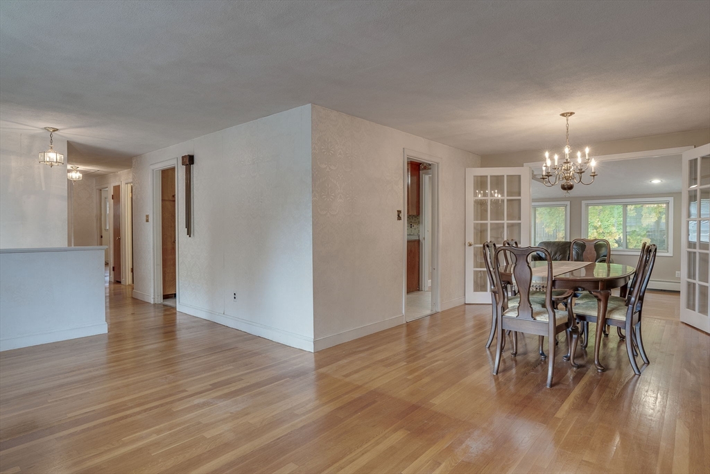 17 Cherry Lane Dr
