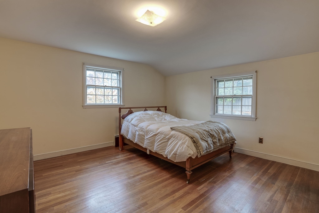 17 Cherry Lane Dr