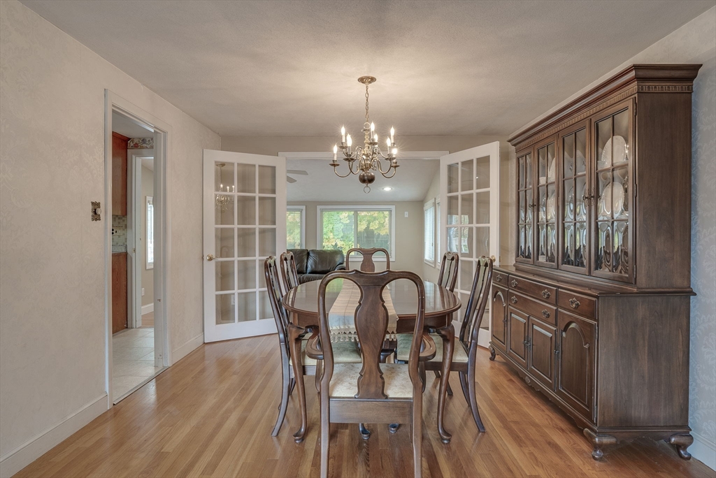 17 Cherry Lane Dr