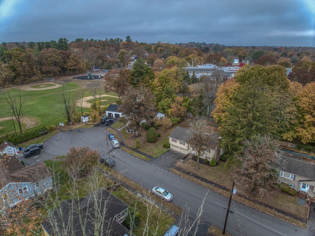 17 Cherry Lane Dr