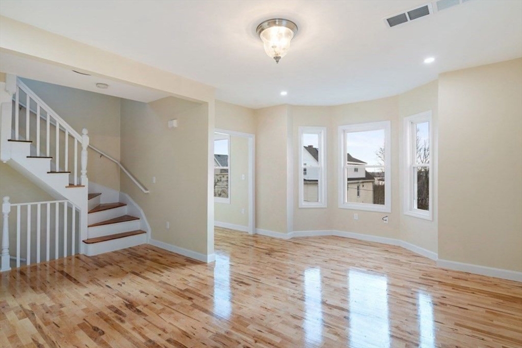 34 Hooper St # 2