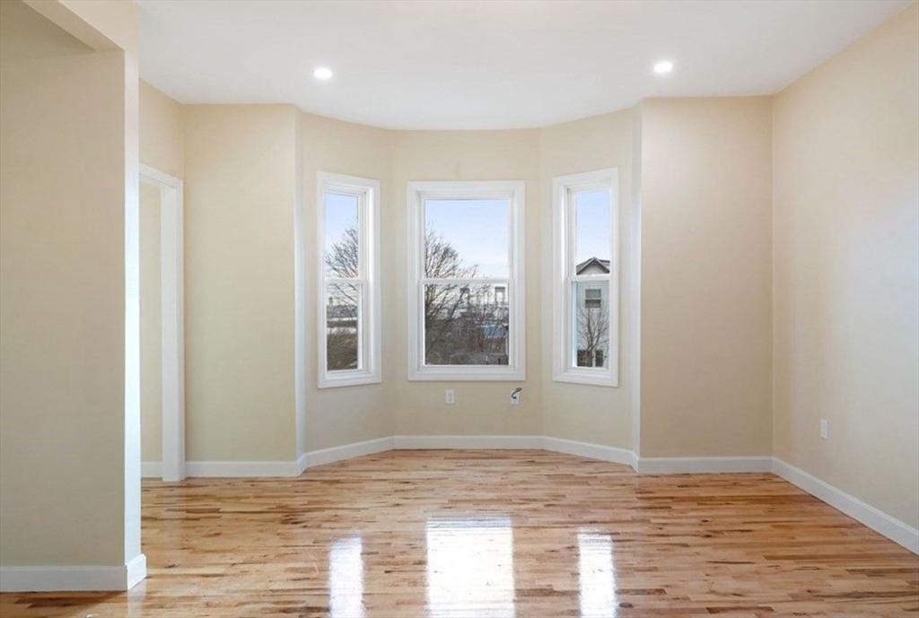 34 Hooper St # 2