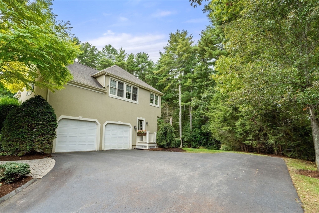 149 Country Club Way