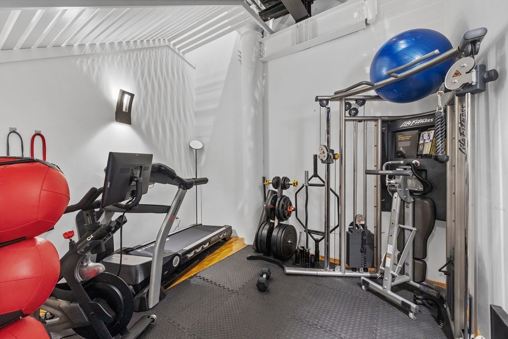 111 Beach Street # 2H