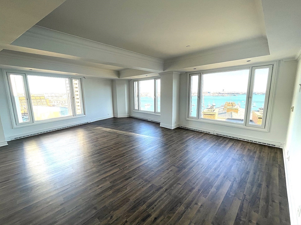 10 Rowes Wharf # 1002