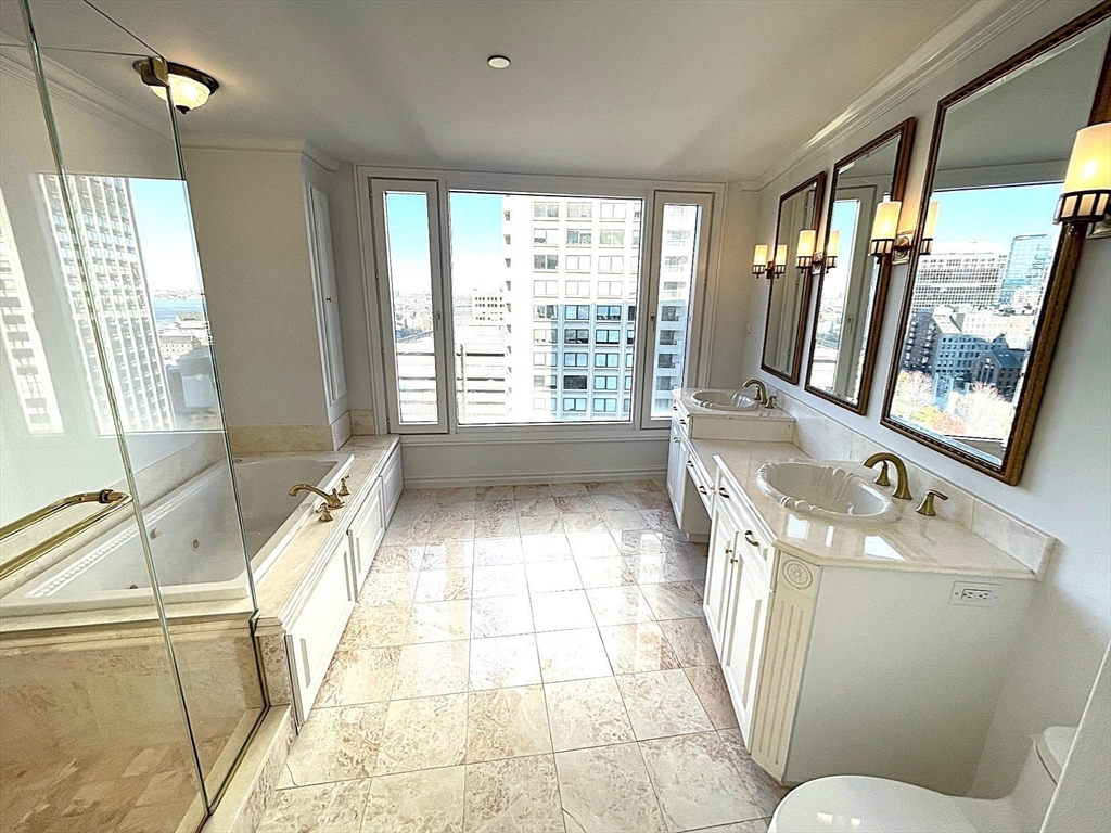 10 Rowes Wharf # 1002