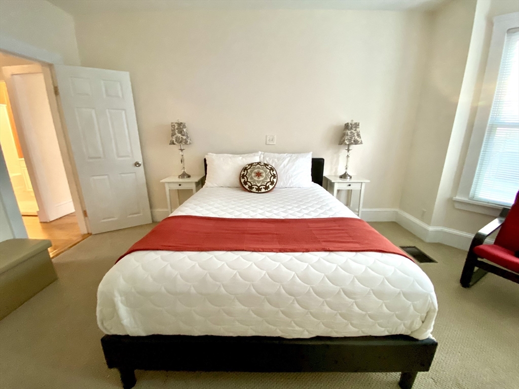 30 Fairmont Ave # 1