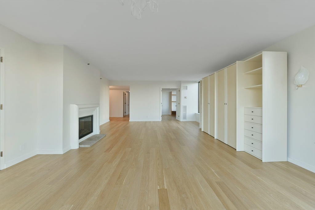 220 Boylston St # 1120