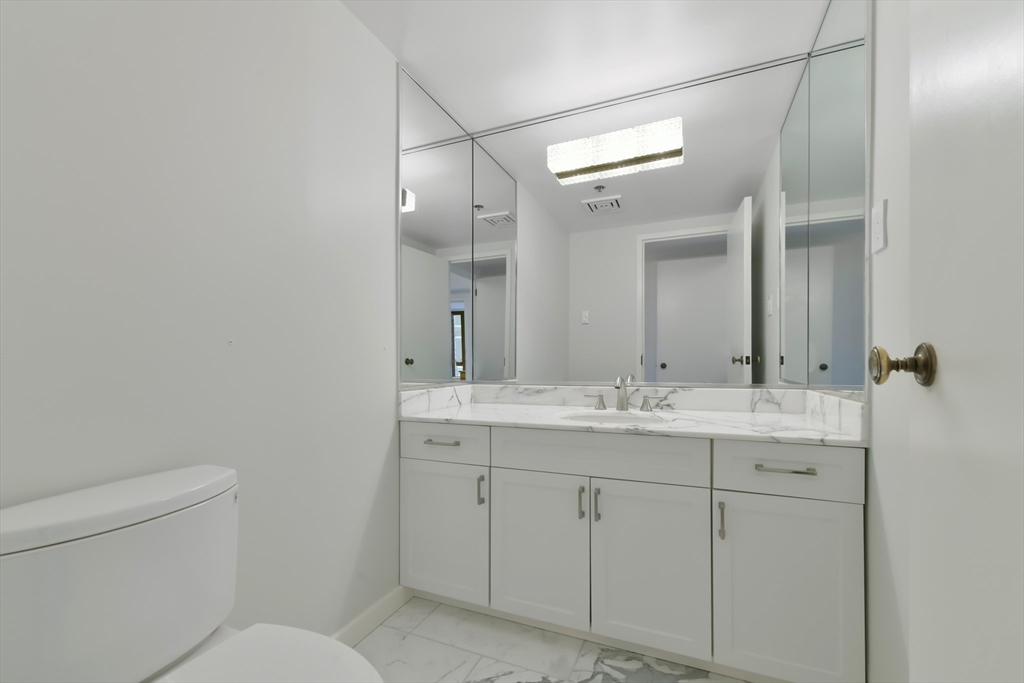 220 Boylston St # 1120