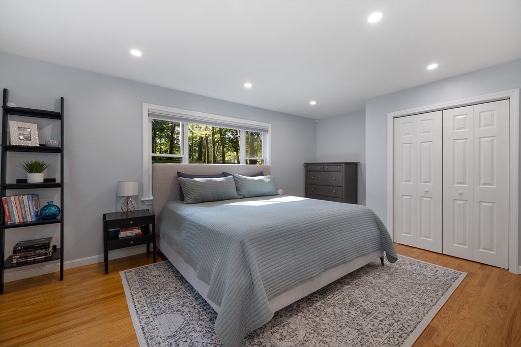 2 Woodman Ridge Rd
