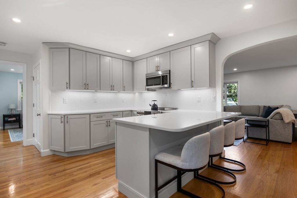 2 Woodman Ridge Rd