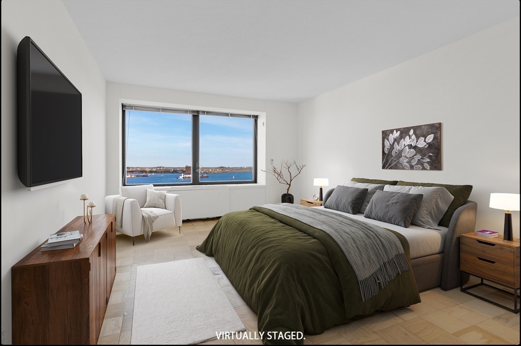 85 E India Row # 16C