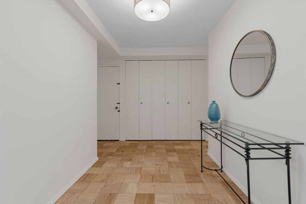 85 E India Row # 16C