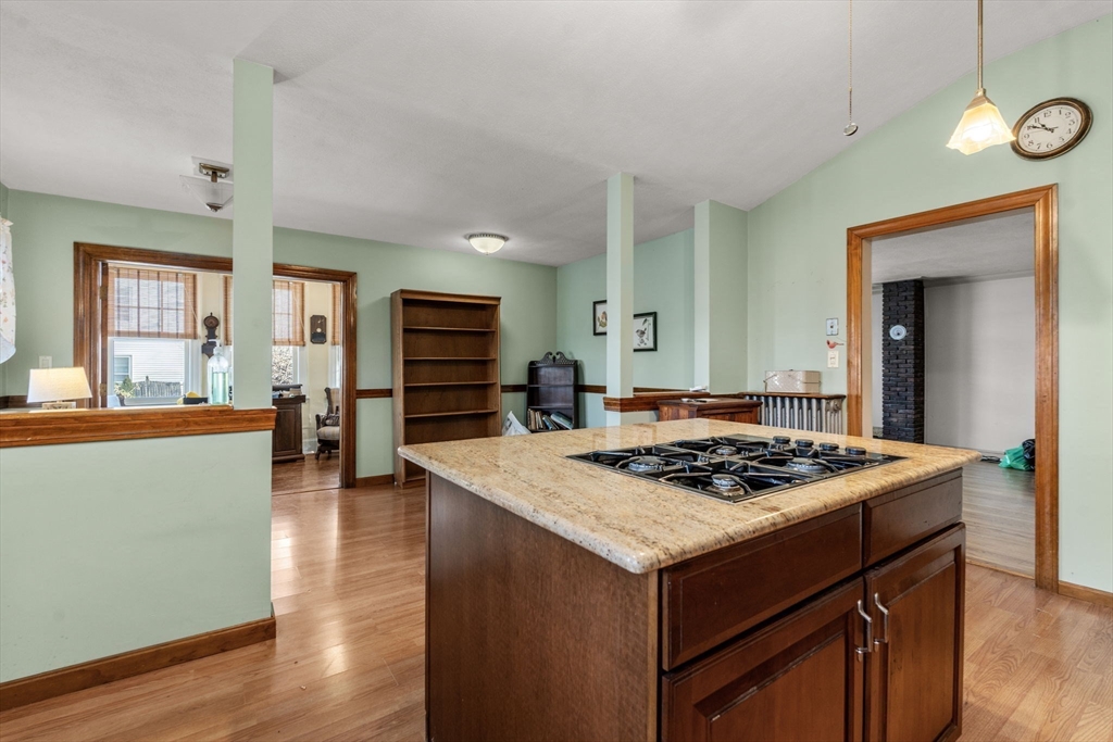 76 Byron Street