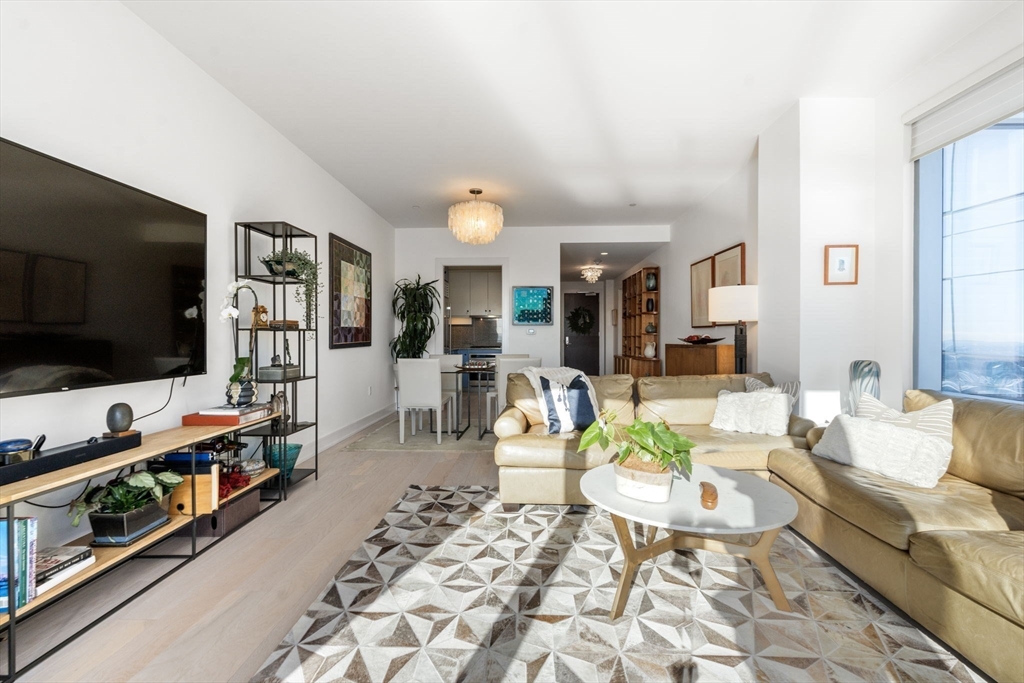 500 Atlantic Avenue # 16L