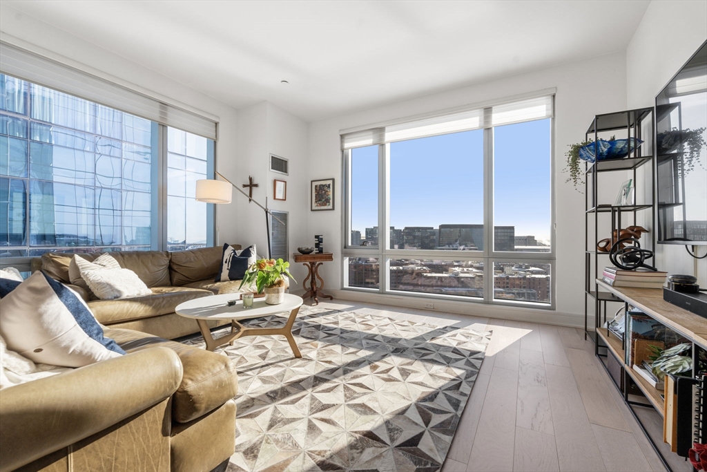 500 Atlantic Avenue # 16L