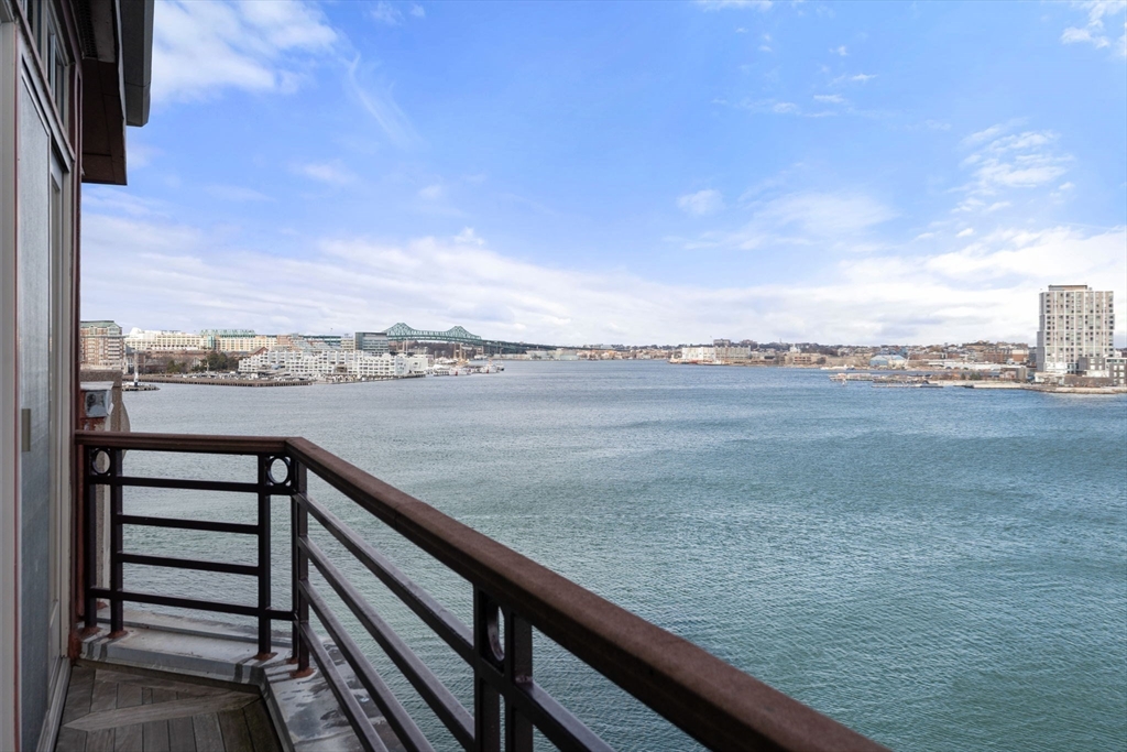 50 Battery St Unit: PH9