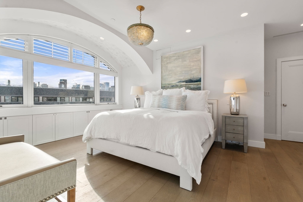50 Battery St Unit: PH9