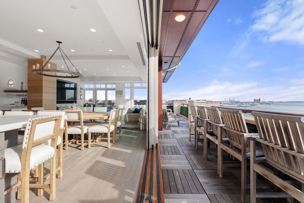 50 Battery St Unit: PH9