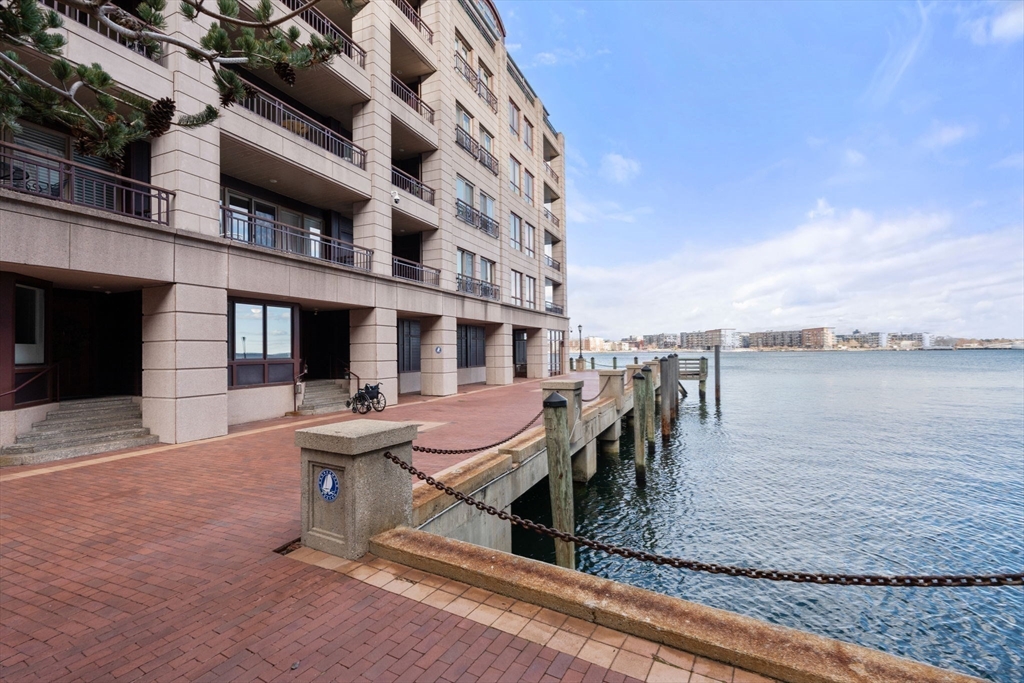 50 Battery St Unit: PH9