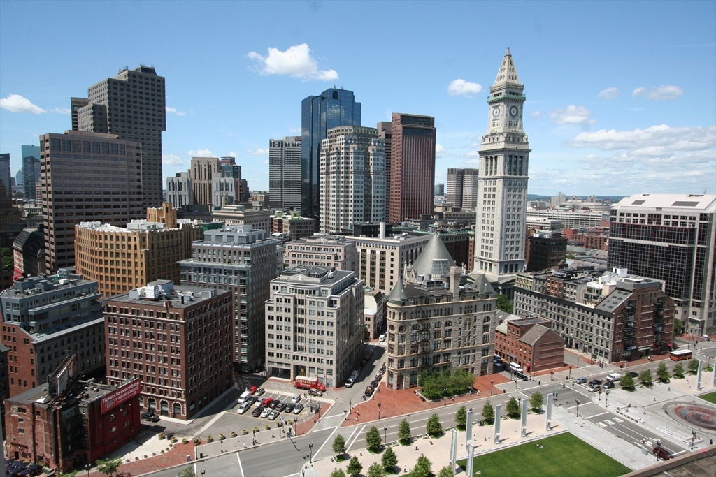 65 East India Row # 25H