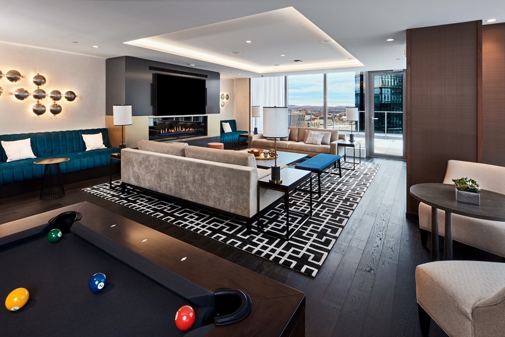 133 Seaport Blvd # 1605