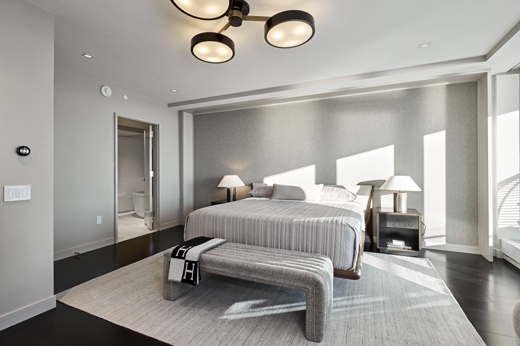 150 Seaport Blvd # 16E