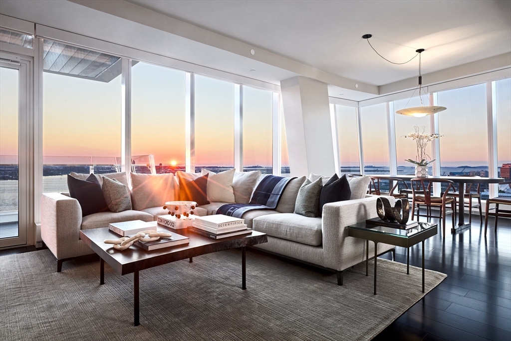 150 Seaport Blvd # 16E