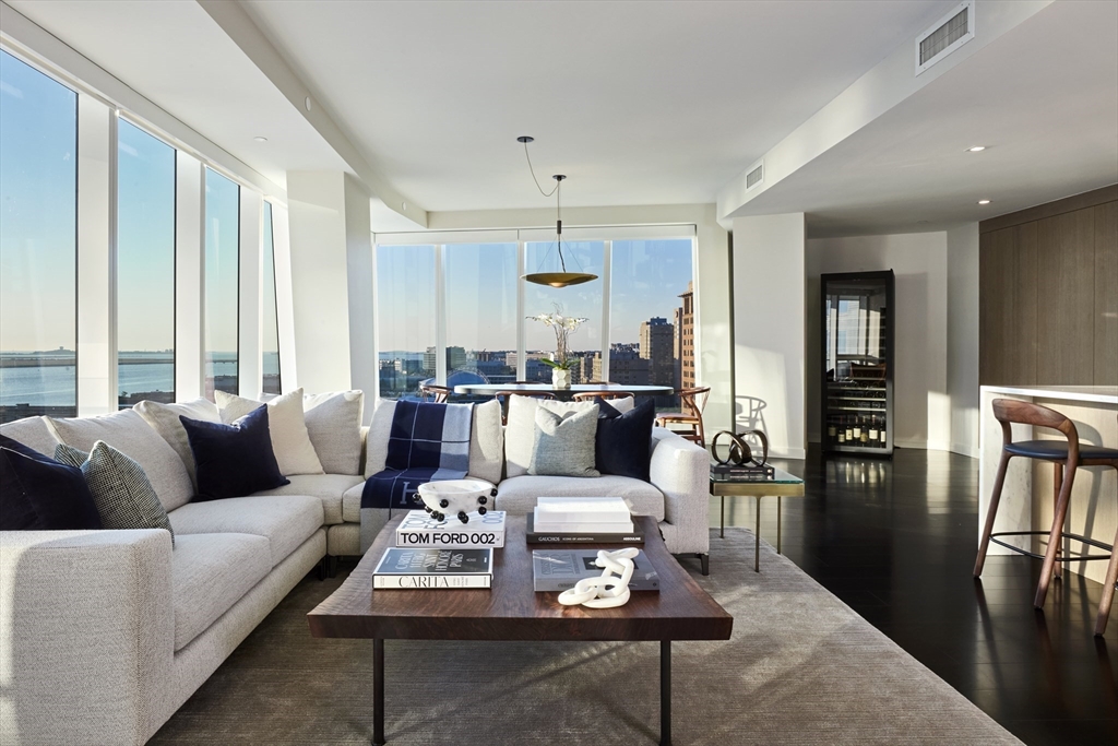 150 Seaport Blvd # 16E
