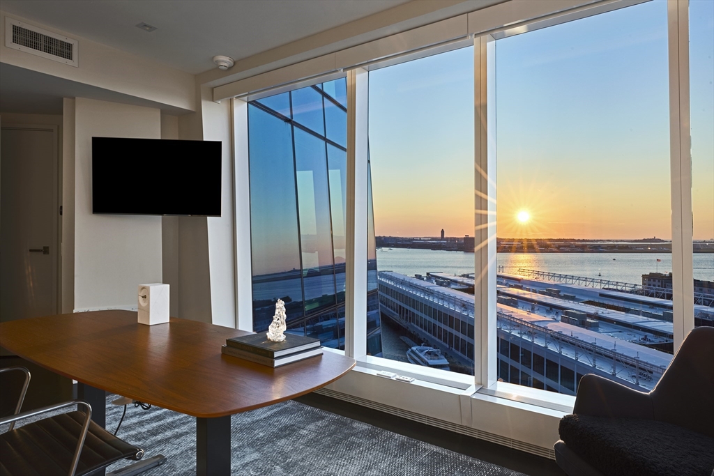 150 Seaport Blvd # 16E
