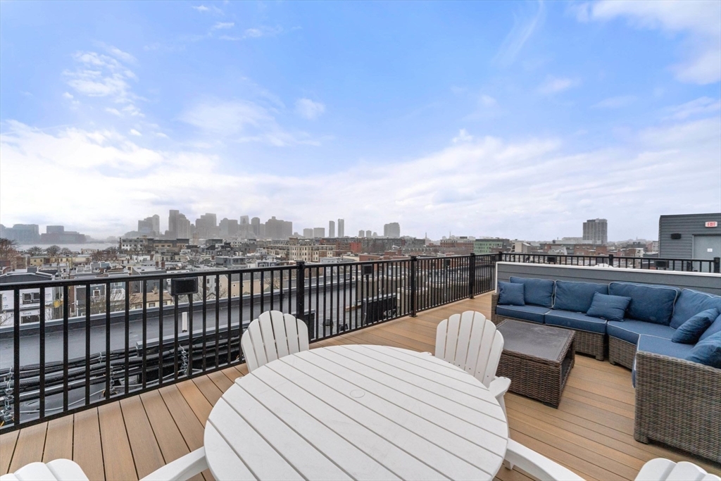 205 Maverick Street # 406