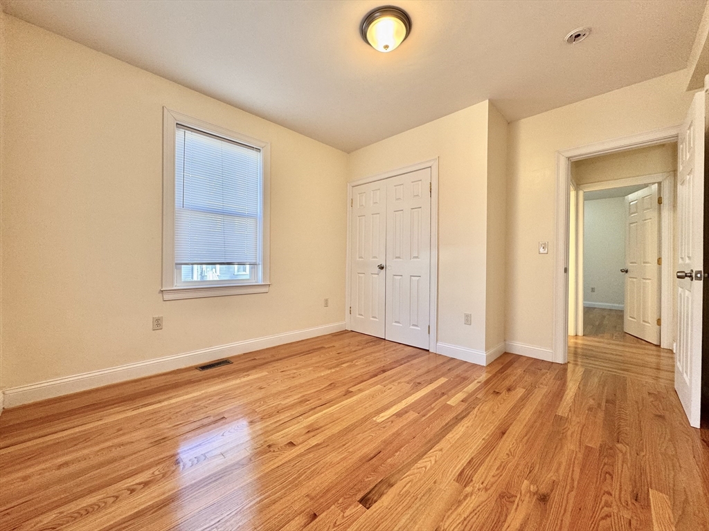 60 Mather St # 1