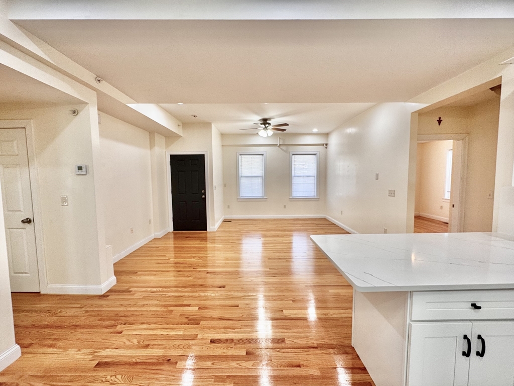 60 Mather St # 1