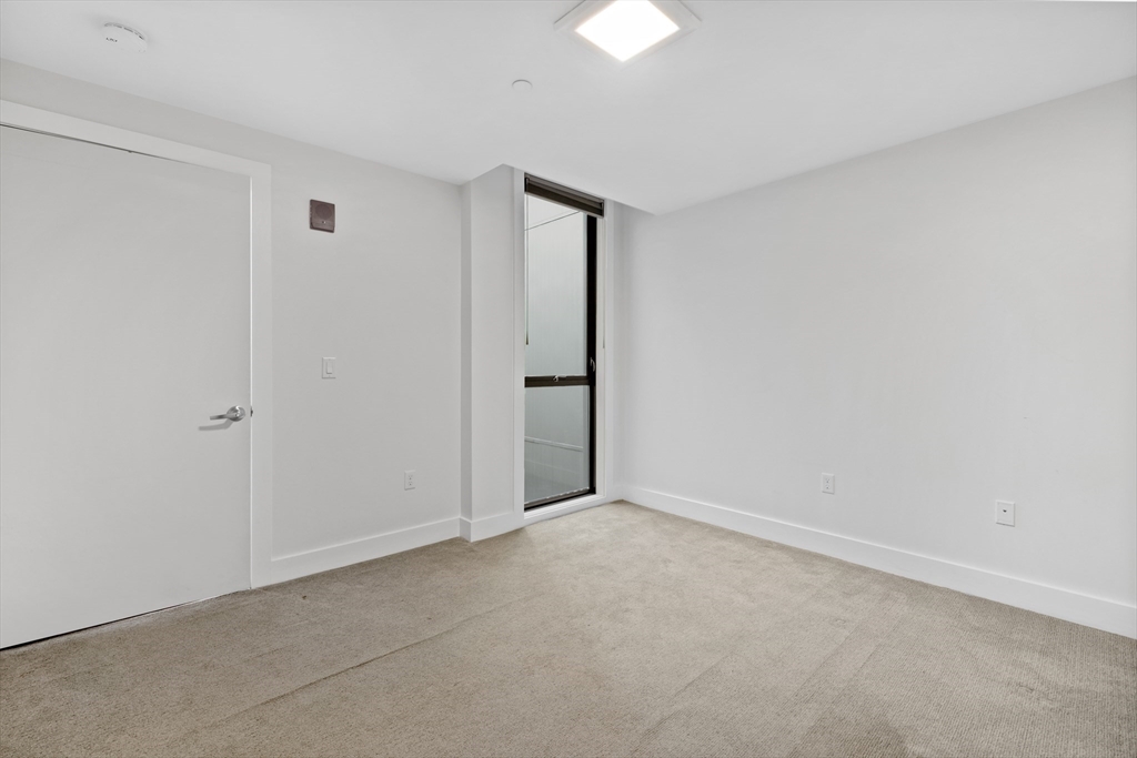 121 Portland St # 801