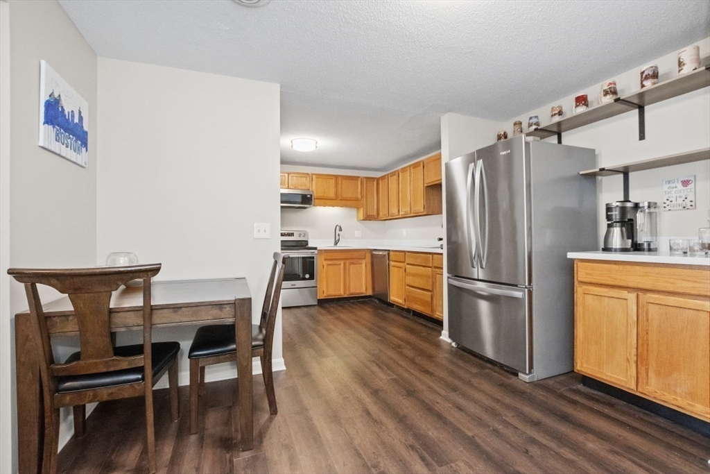 55 Randolph Dr # 55