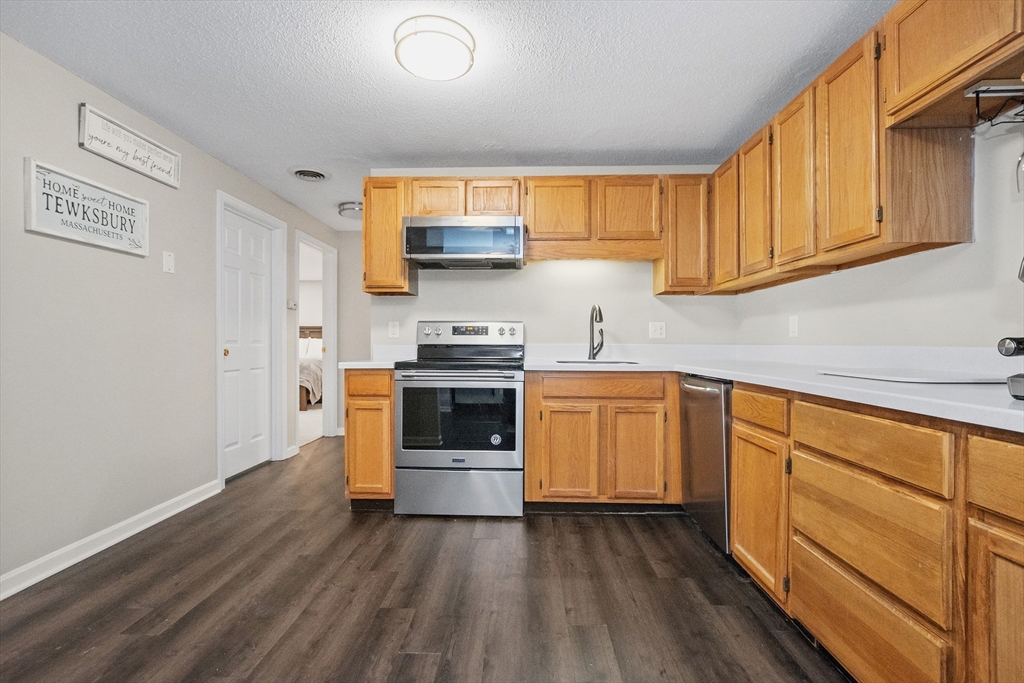 55 Randolph Dr # 55