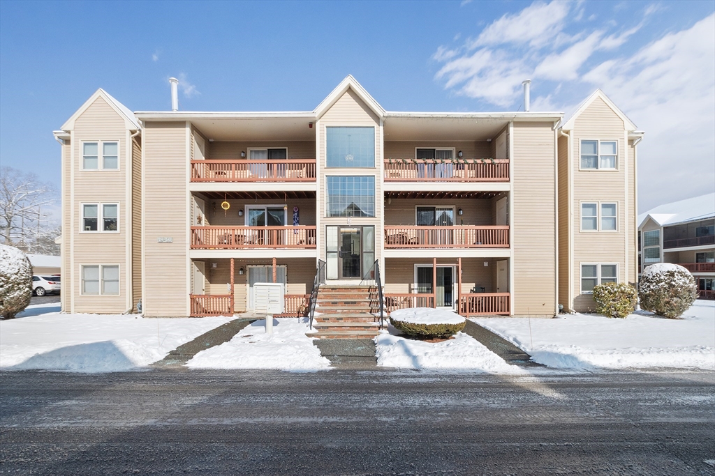 55 Randolph Dr # 55