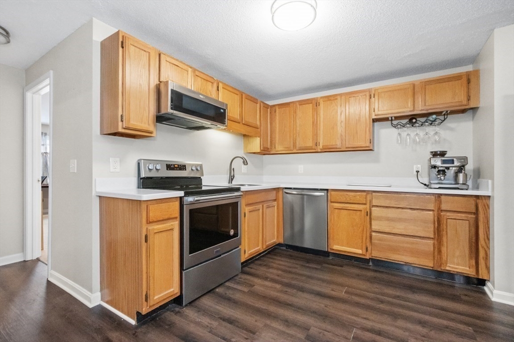 55 Randolph Dr # 55