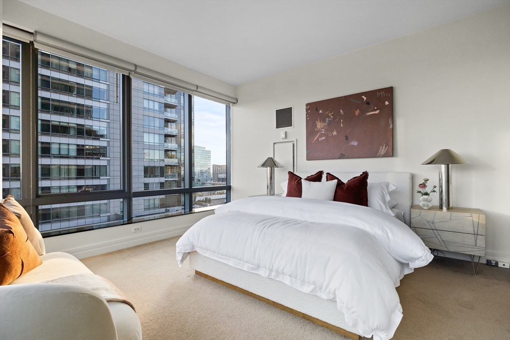1 Avery Street # 19C