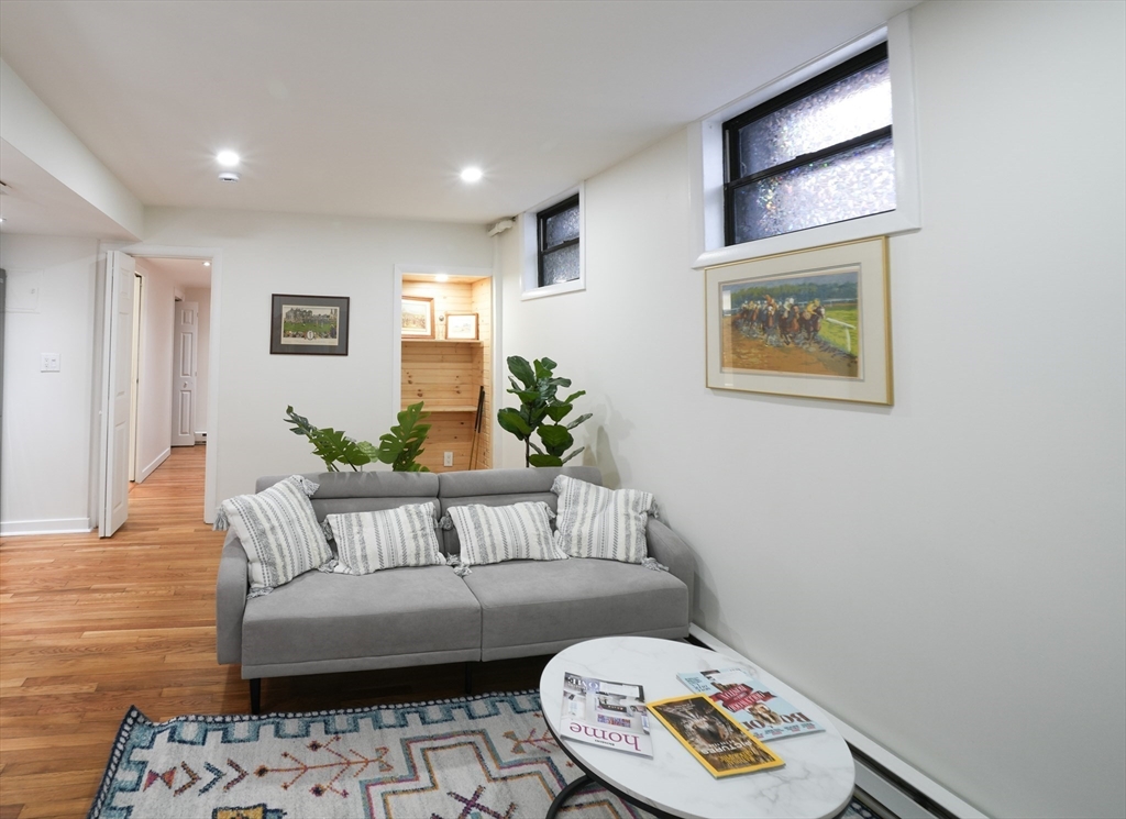 857 Beacon St # B4