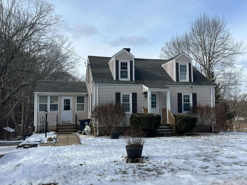 40 Dennison Ln