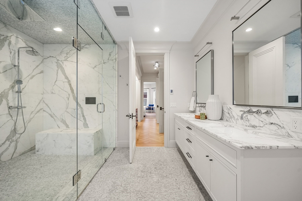 352 Marlborough Street