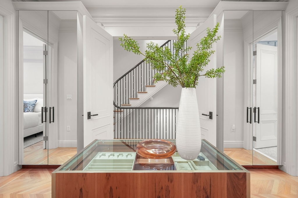 352 Marlborough Street