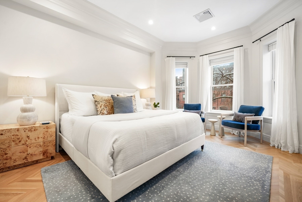 352 Marlborough Street